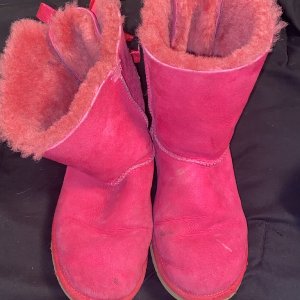 pink ugg’s